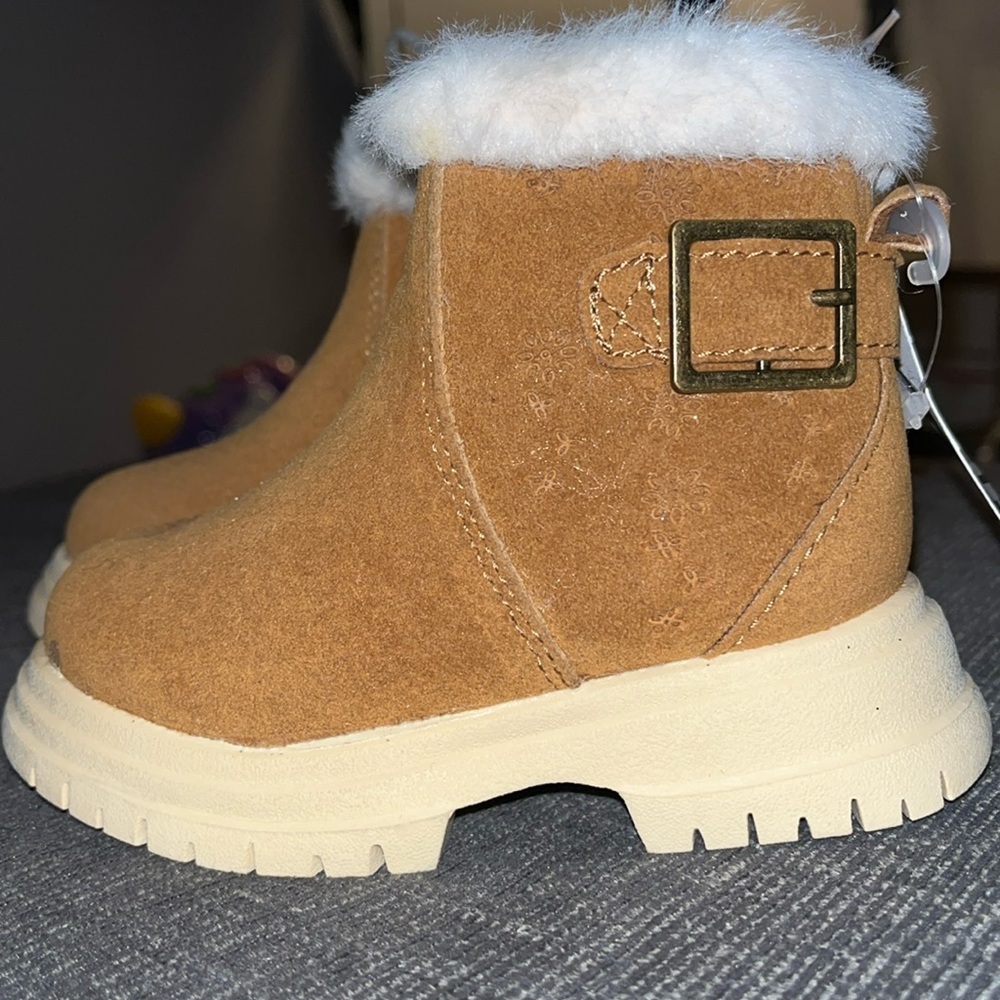 Toddler size 5 booties
